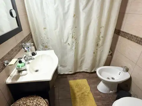 CASA 3 AMBIENTES - PARQUE SAN MARTIN