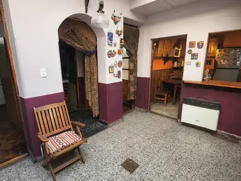 Depto Tipo Casa en Venta en Almagro, USD 179.000
