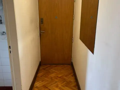 Departamento en Venta en Vicente López Vías / Maipú, USD 165.000