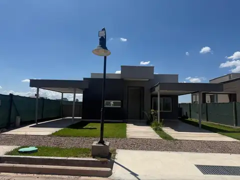 VENTA CASA EN LUNLUNTA CON VISTA A LA MONTAÑA