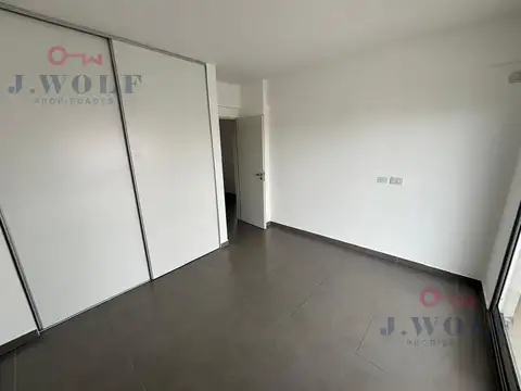 Departamento en Alquiler en Villa Ballester, $ 700.000