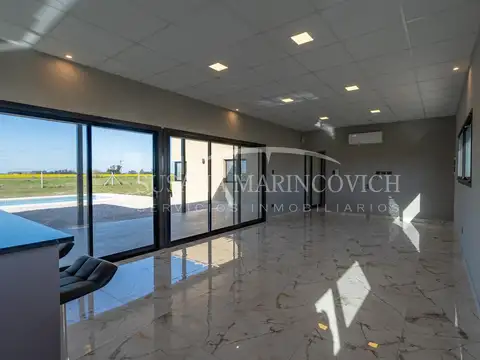 Casa en Venta en San Andrés de Giles, USD 245.000