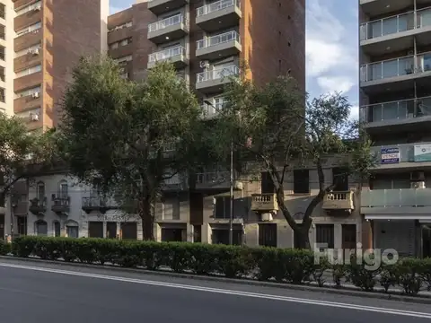 CÓDIGO XVIII | Av. Pellegrini 2632