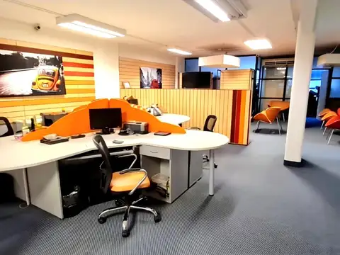 Suipacha 200, Piso 4