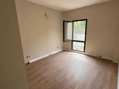 VENTA DEPARTAMENTO DOS DORMITORIOS CON COCHERA (OPCIONAL) EN BARRIO LA FLORIDA