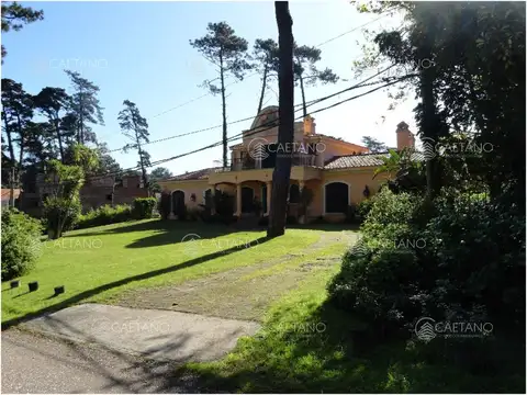 Casa en San Rafael, 4 dormitorios *