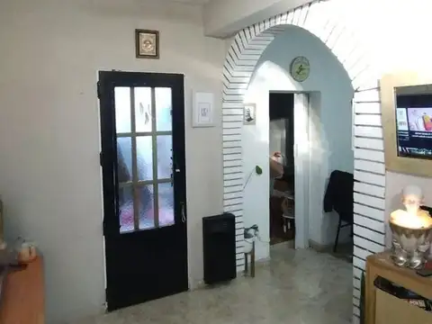 Depto Tipo Casa en Venta en Villa Ballester, USD 45.000