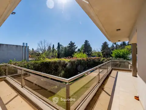 Casa en Alquiler de 4 dormitorios