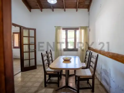 25 entre 453 y 454 , Piso 0