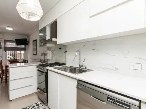 Casa en Venta en Turdera, USD 138.000