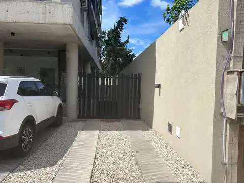 Cochera en Venta con acceso Ascensor