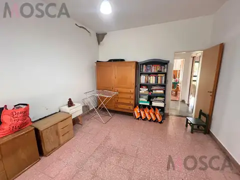 vendo Casa  Moreno norte metros de ruta 23 y 25