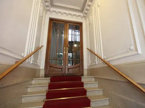 VENTA  DEPTO 5 AMB BALCON MONSERRAT APTO CREDITO