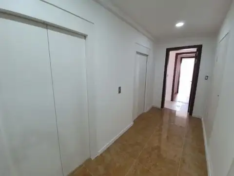 Departamento en Venta en Victoria, USD 225.000