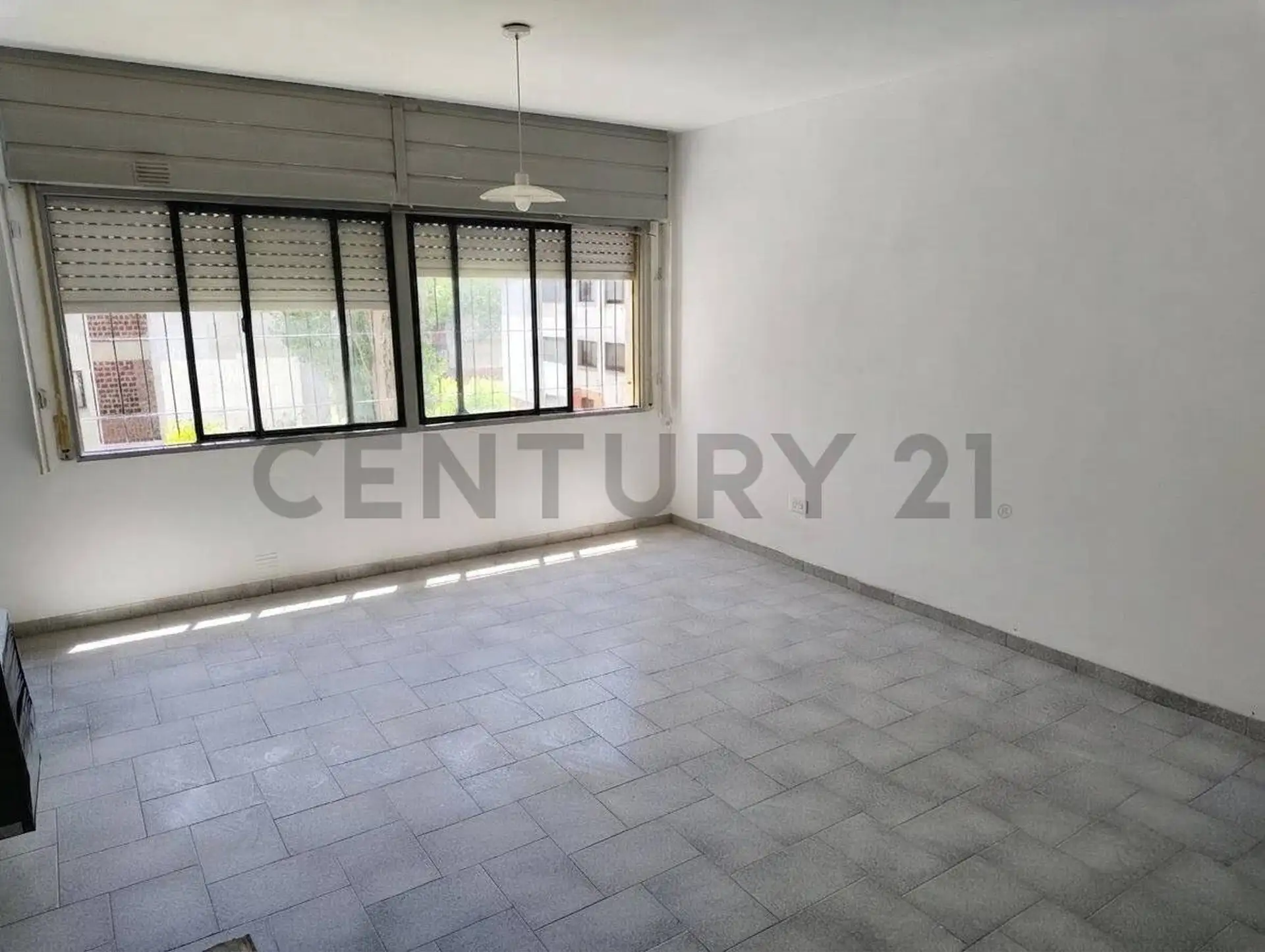 Departamento 3 Ambientes con Cochera Descubierta | Barrio Belisario Roldán