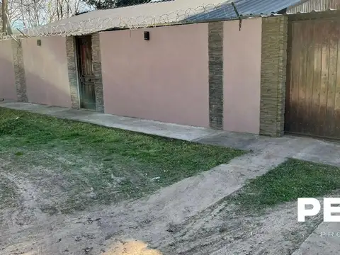 Casa en calle Zabala 290