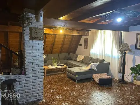 Casa 3 ambientes con 2 baños