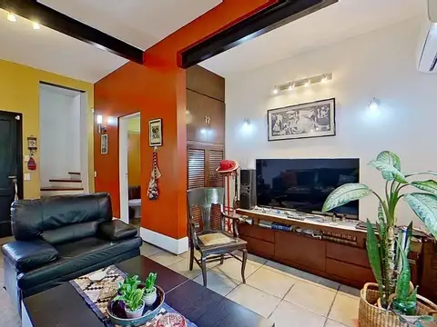 Casa en Venta con 1 cochera