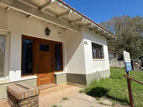 Paseo 103 e/ Av. 1 y 2