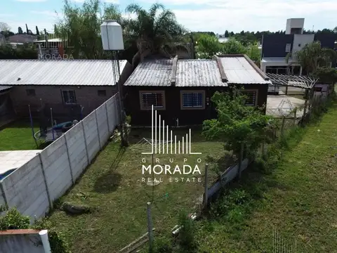 Casa en Venta con 3 cocheras