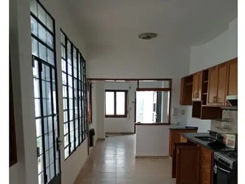 Casa de 2 dormitorios en el corazón de Alberdi, Gurruchaga 520