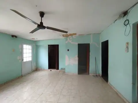 CASA A REFACCIONAR DE 4 AMBIENTES