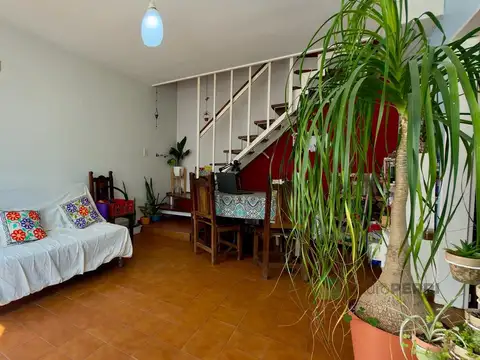 Depto Tipo Casa en Venta de 2 dormitorios