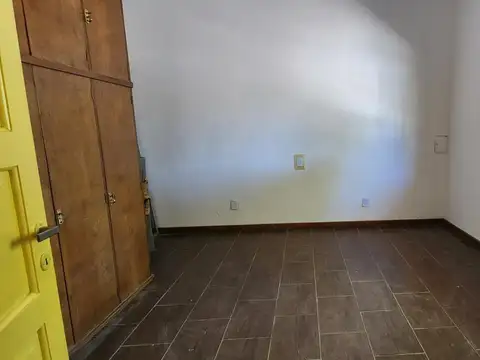 Depto Tipo Casa en Alquiler de 3 ambientes