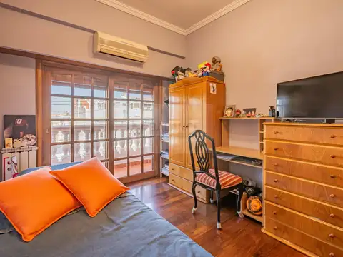 Depto Tipo Casa 4 ambientes con 2 baños