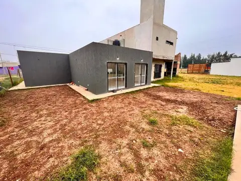 VENTA ! CASA APTA CREDITO EN TIERRA DEL SUEÑOS 3