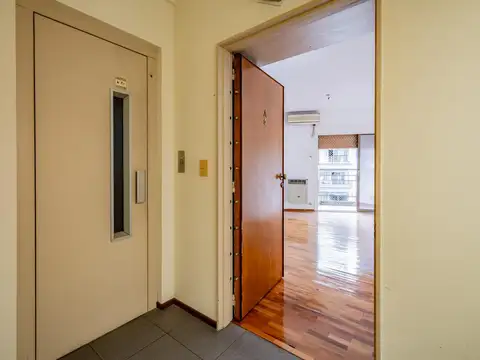 Venta, Departamento, 3 ambientes, Balcon, Apto Profesional, Permuta, 2 baños, Belgrano, Belgrano R