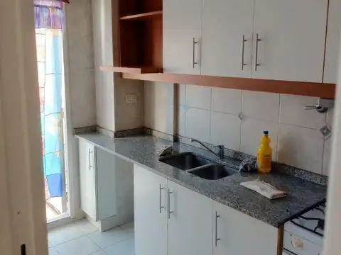 Avenida Asamblea 100