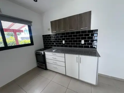 Casa Chalet  en Venta en Los Robles, La Cañada de Pilar, Pilar