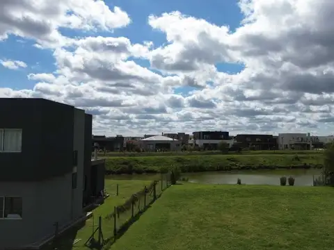 Libertad 310 100