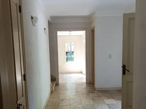 Casa en Venta en Belén de Escobar, USD 399.900