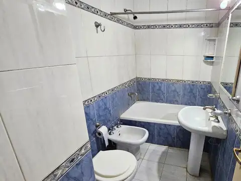 Oportunidad! Casa con jardín en Tigre!