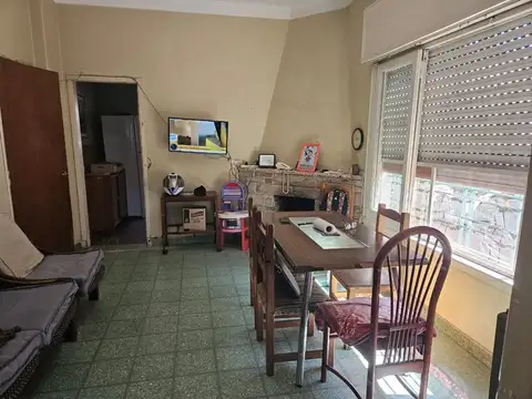 CASA EN VENTA EN BERAZATEGUI