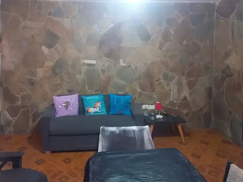 Depto Tipo Casa 3 ambientes con 1 baño