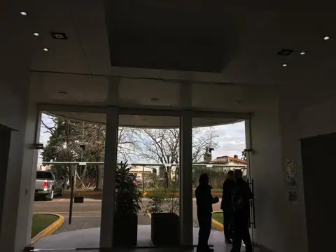 Zárate Depósito Industrial Parque Industrial 1.400 m2 - Excelente estado