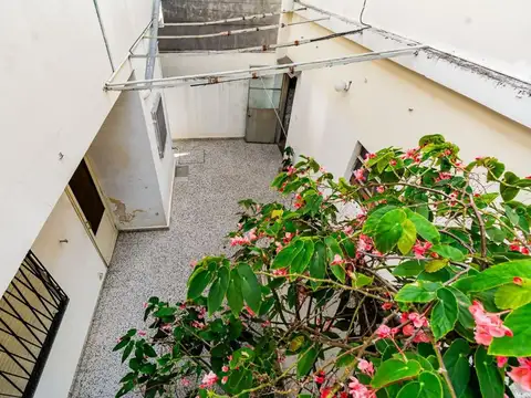 Depto Tipo Casa en Venta de 5 ambientes