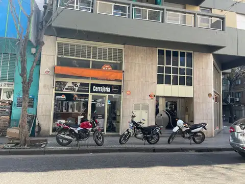 VENTA LOCAL COMERCIAL PARAGUAY Y SAN JUAN