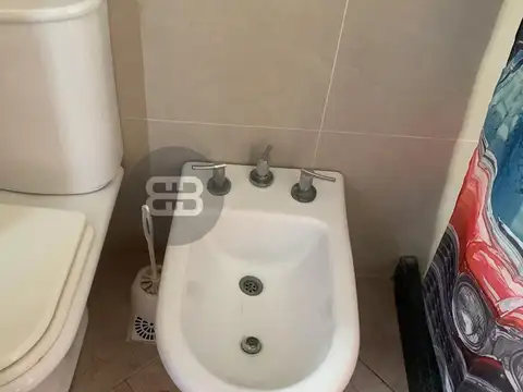Casa 2 ambientes con 3 baños