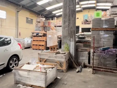 Galpon en Venta 20  mts Frente