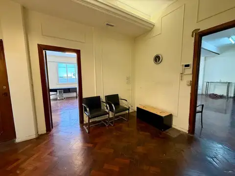 Oficina en Venta 62 años