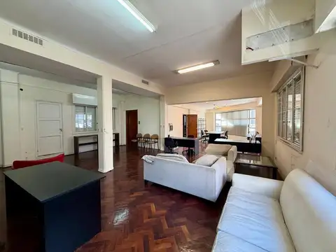 Oficina en Venta en Monserrat, USD 180.000