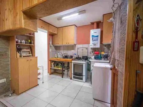 VENTA CASA 3 DORMITORIOS, B° CGT