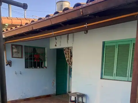 Depto Tipo Casa 2 ambientes con 1 baño