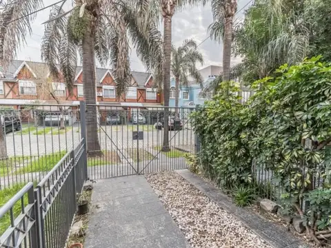 Depto Tipo Casa en Venta de 3 dormitorios