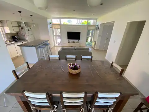 Casa de 2 dormitorios y pileta en El casco Country Club