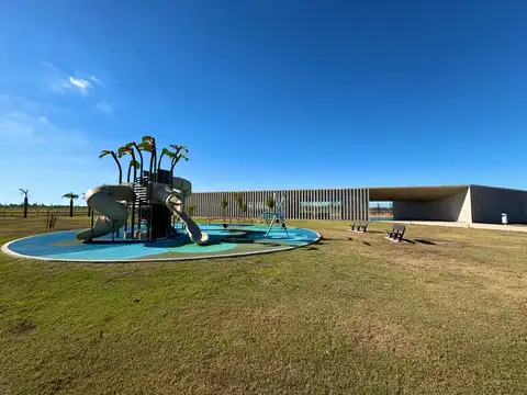 Terreno en Venta en Funes, USD 160.000